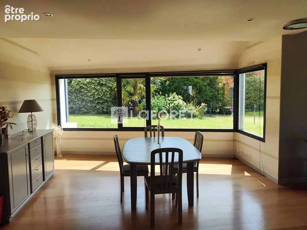 Maison d'architecte de 150 m² sur plus de 4 500 m² de terrain  À moins de 15 min au sud de Guingamp - photo 6