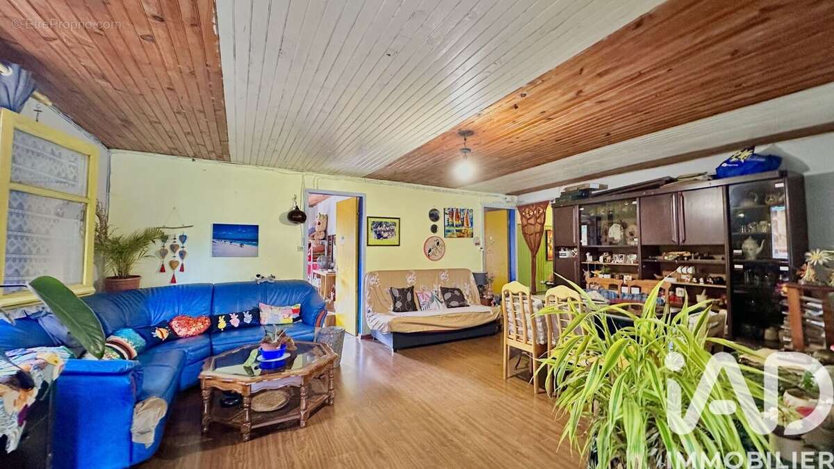 Photo 2 - Maison à SAINT-PIERRE