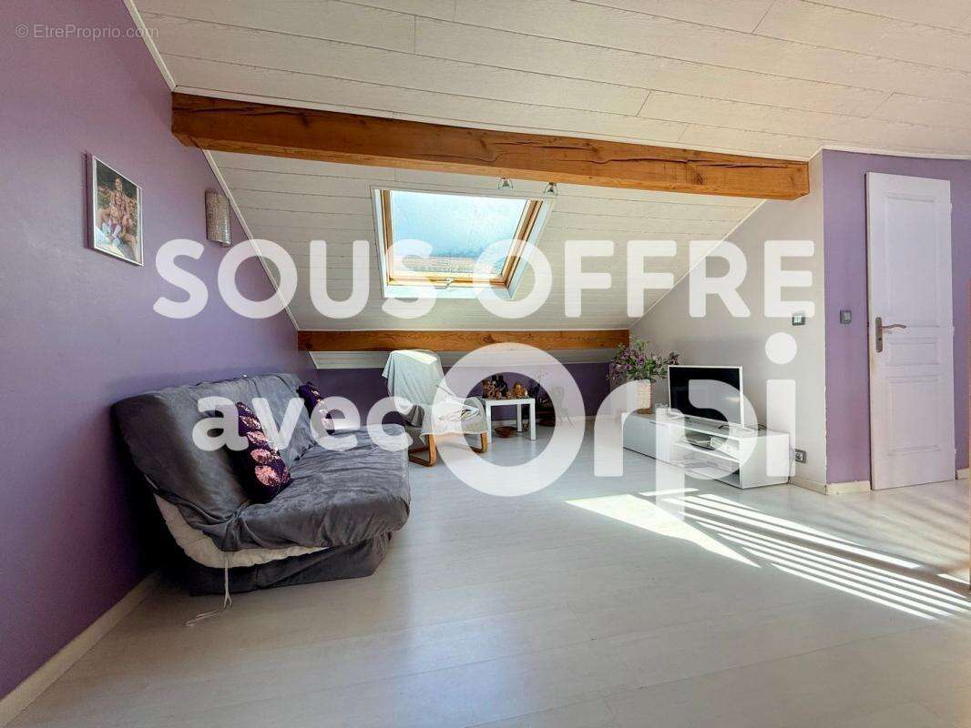 Maison à LA TERRASSE