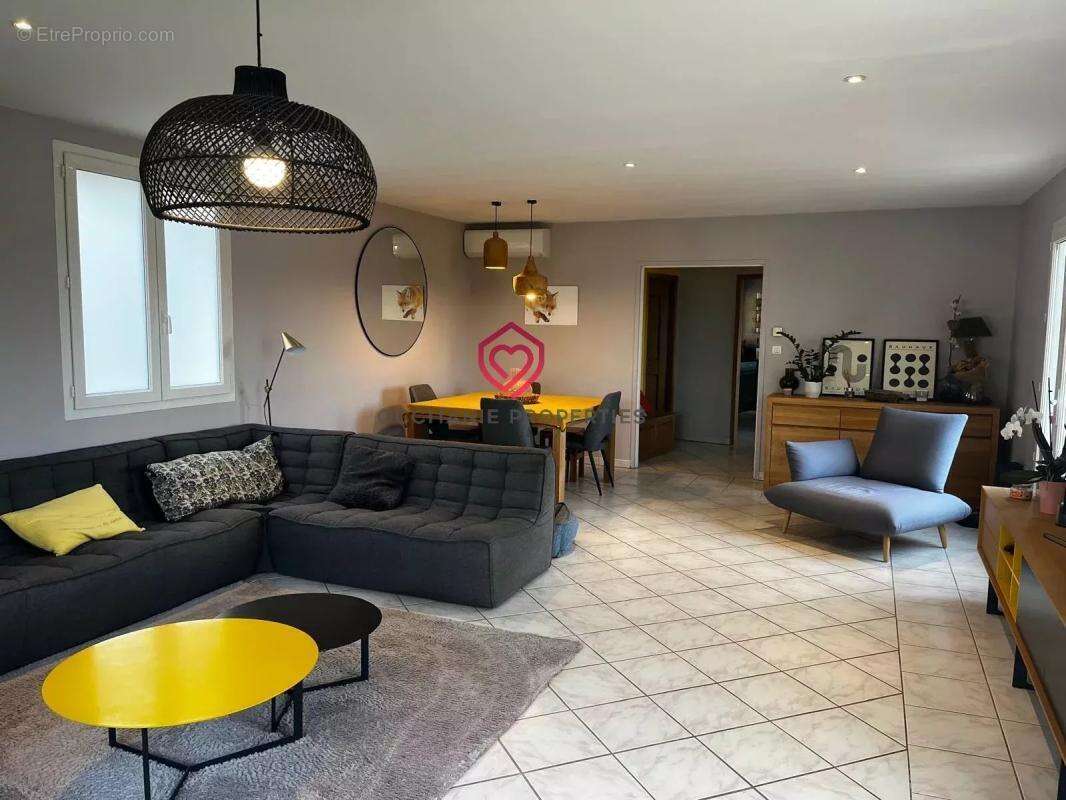 Maison à MAZAN