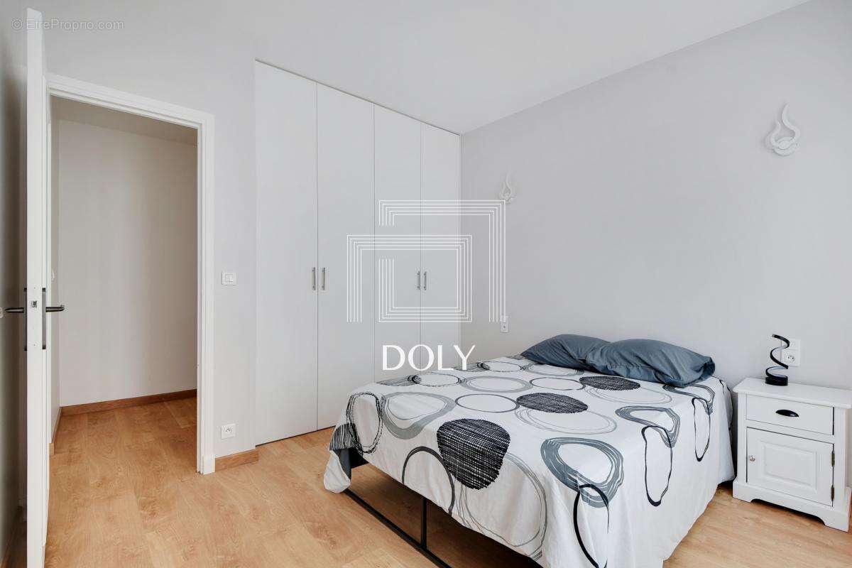 Appartement à ISSY-LES-MOULINEAUX