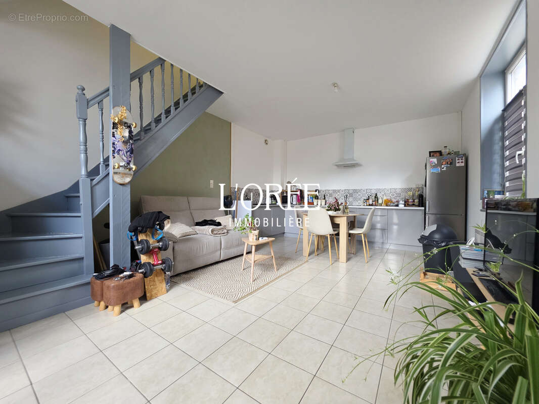 Appartement à DOUVRIN