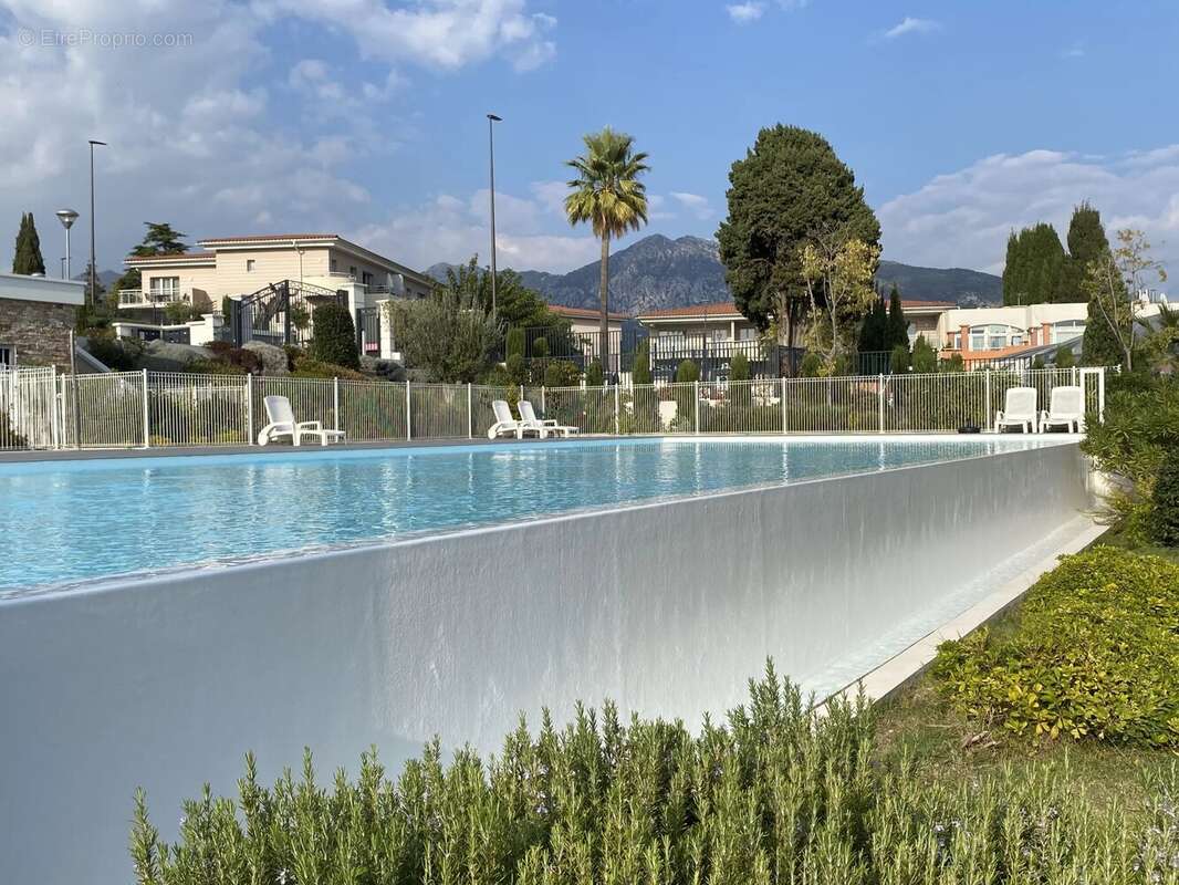 Appartement à ROQUEBRUNE-CAP-MARTIN