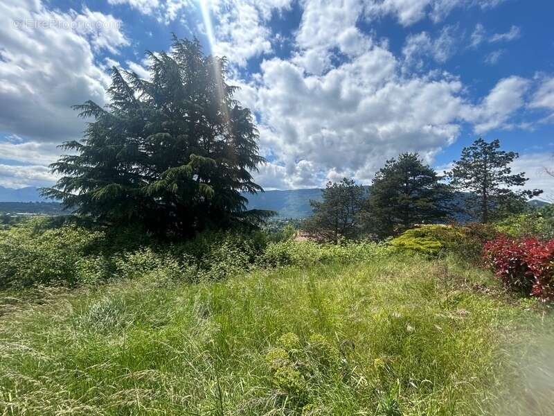 Terrain à AIX-LES-BAINS