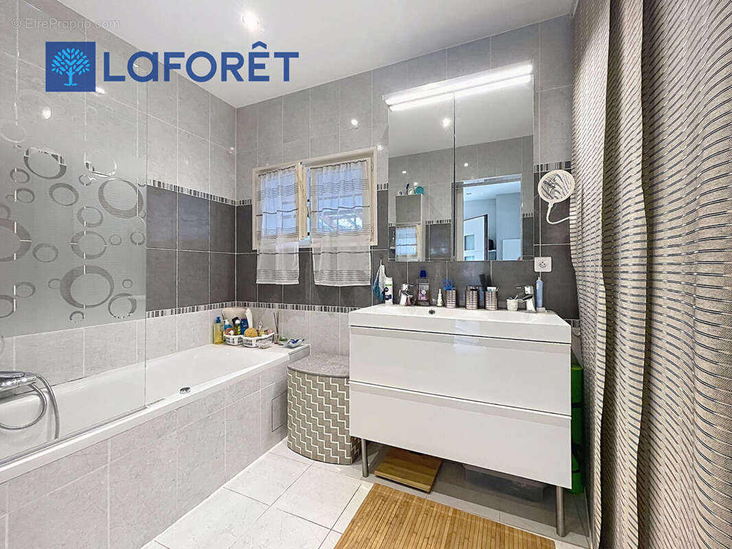 Maison à CAGNES-SUR-MER