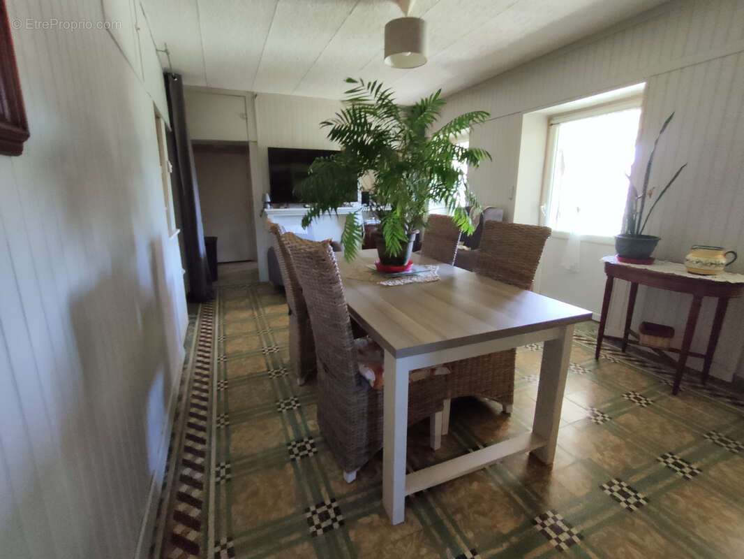 Maison à SAINT-LOUP