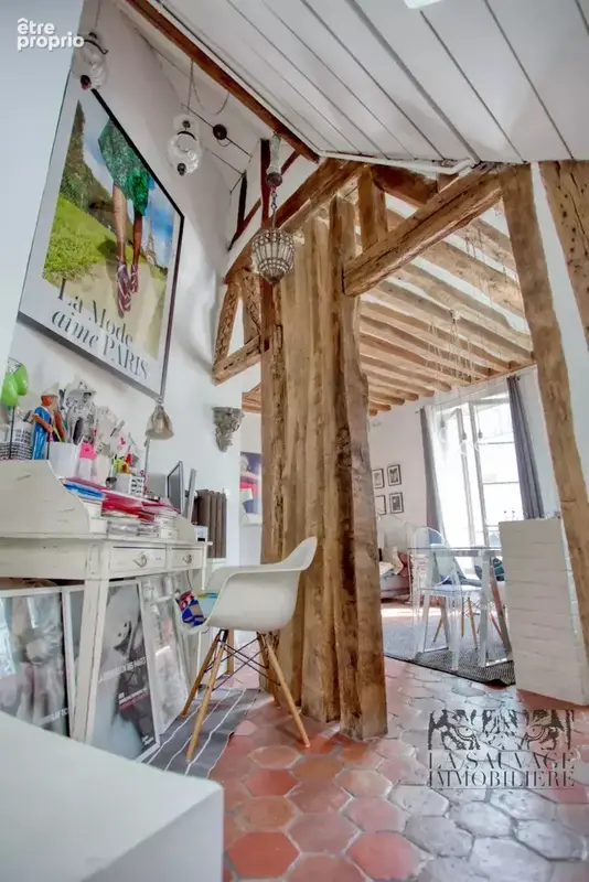 Duplex de caractère – Le Marais historique, dernier étage, vue sur les toits - photo 12