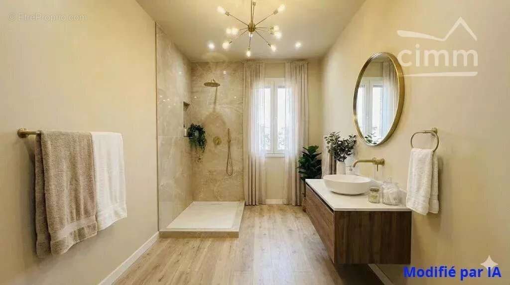 Appartement à L'ISLE-SUR-LA-SORGUE