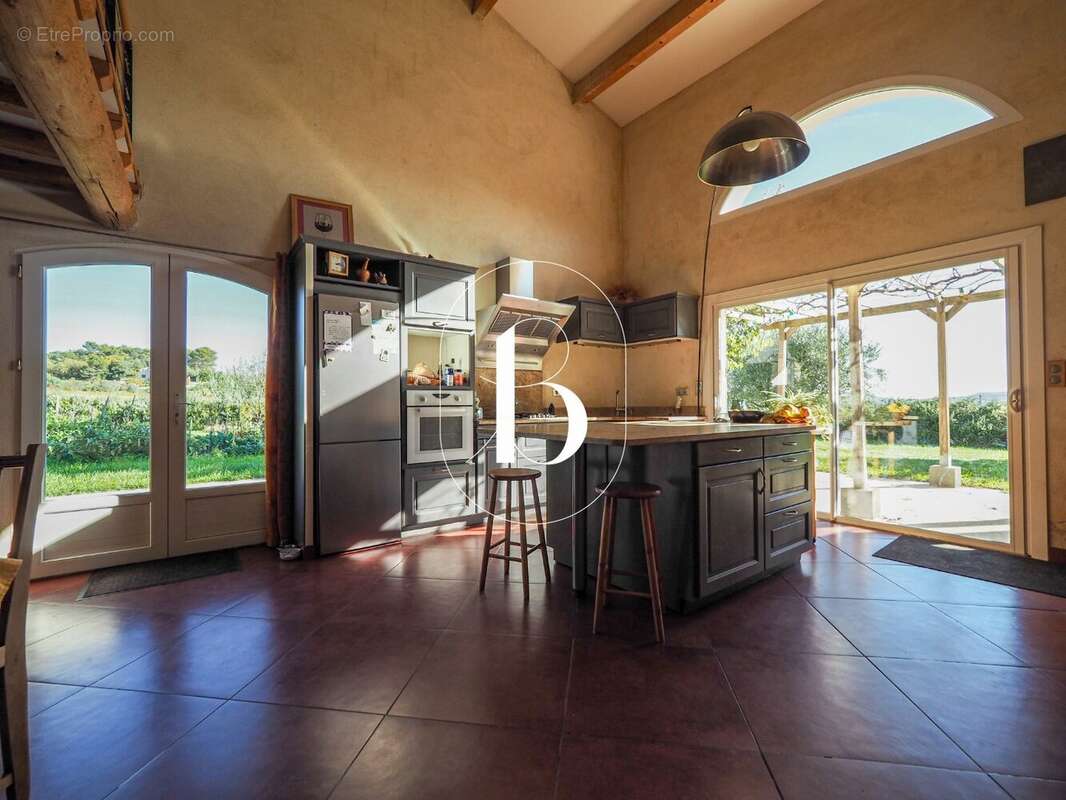 Maison à GOUDARGUES