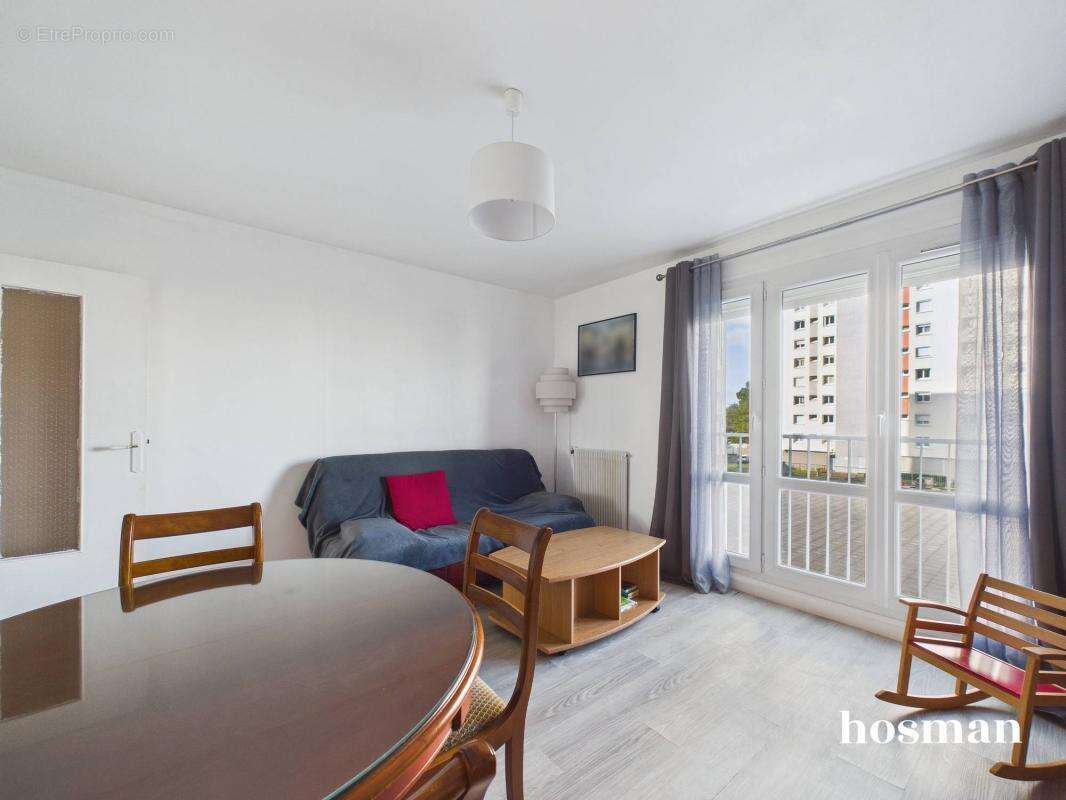 Appartement à REZE