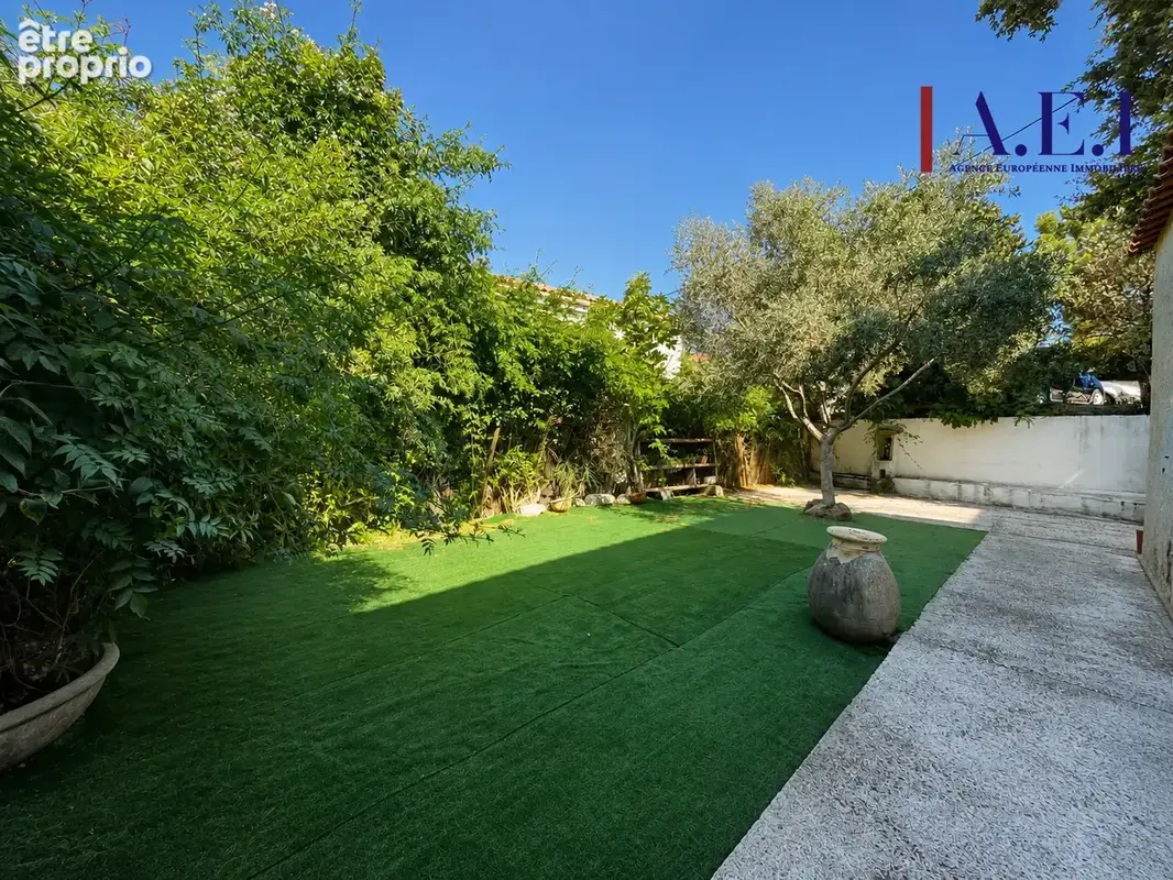 Six-fours-les-plages   t5 vue mer   125 m2   jardin privatif - photo 9