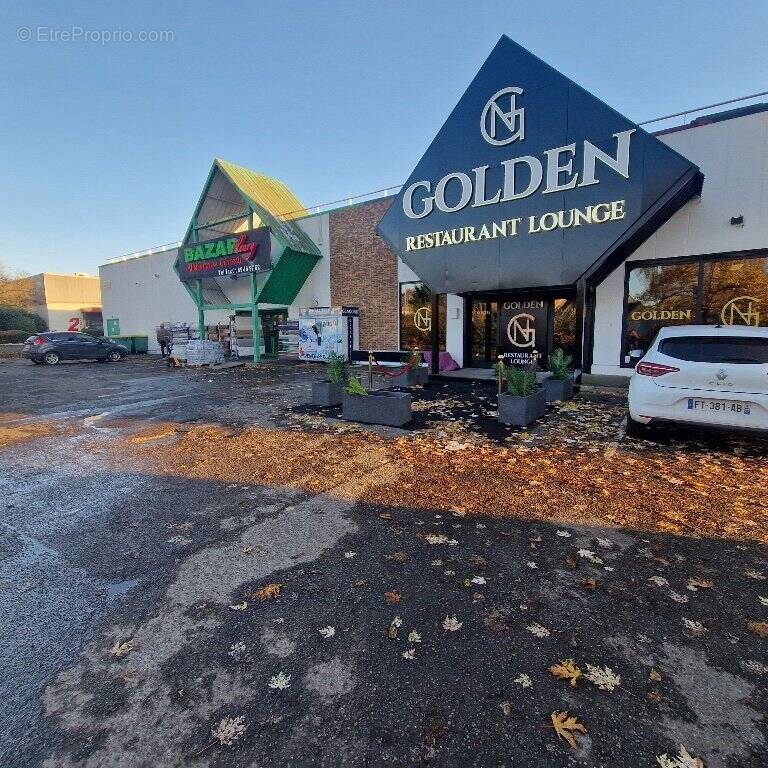 Commerce à FLEURY-MEROGIS