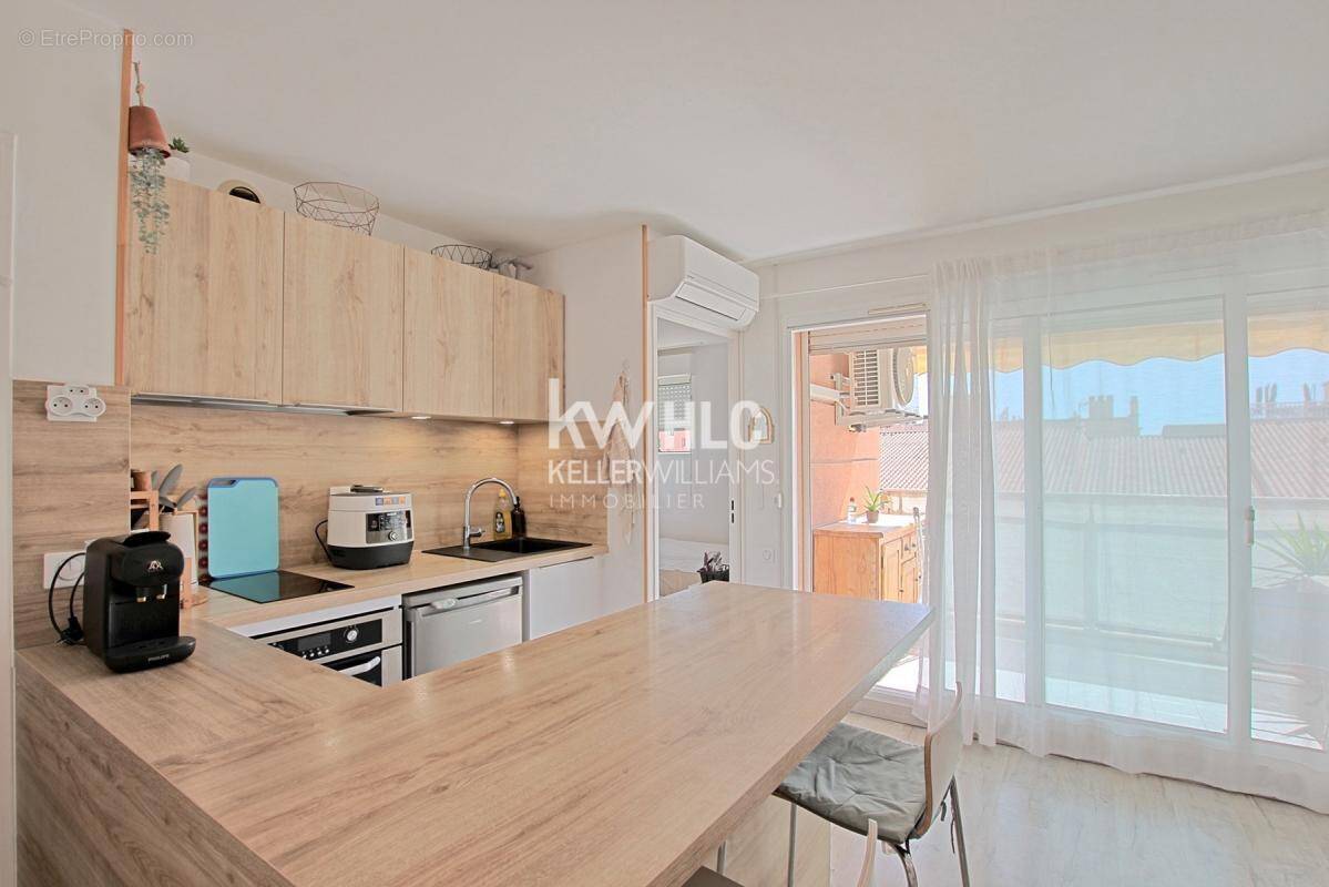 Appartement à VALLAURIS