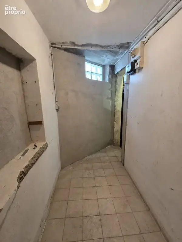 Commerce 53 m² à Bron  - photo 6