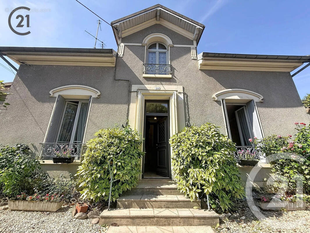 Maison à AUXERRE