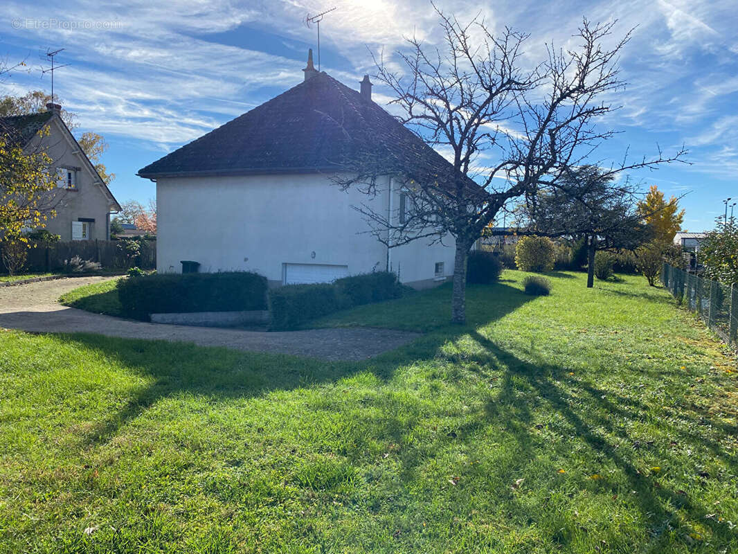 Maison à SELLES-SUR-CHER