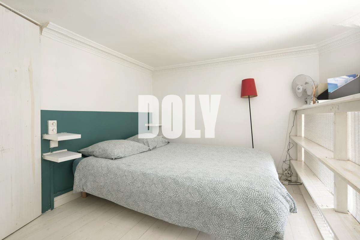 Appartement à PARIS-14E