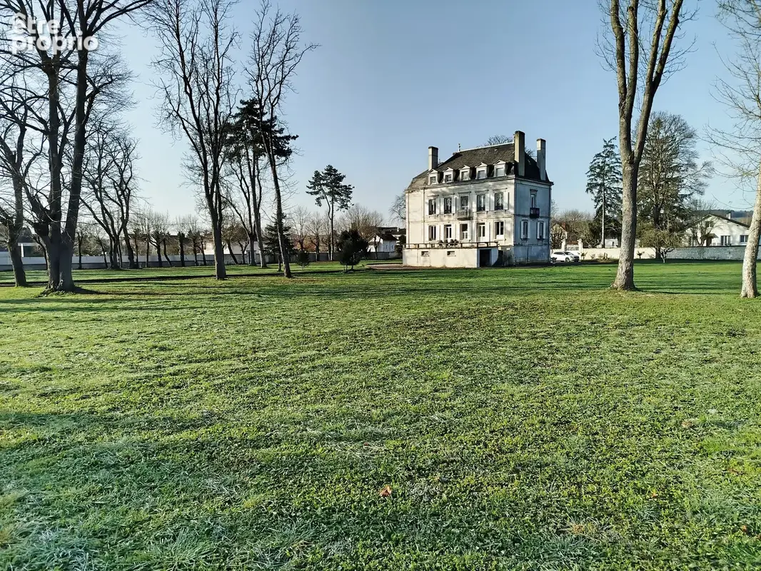 Propriété de caractère entièrement rénovée   215 m2   Parc de 11 000 m2 (en partie constructible) - photo 15
