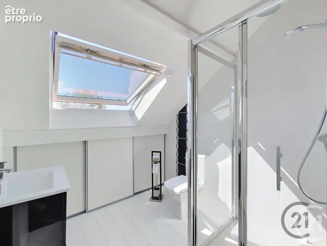 Maison 7 pièces 135 m² à vendre à Vaux-Le-Penil (77000) - photo 8