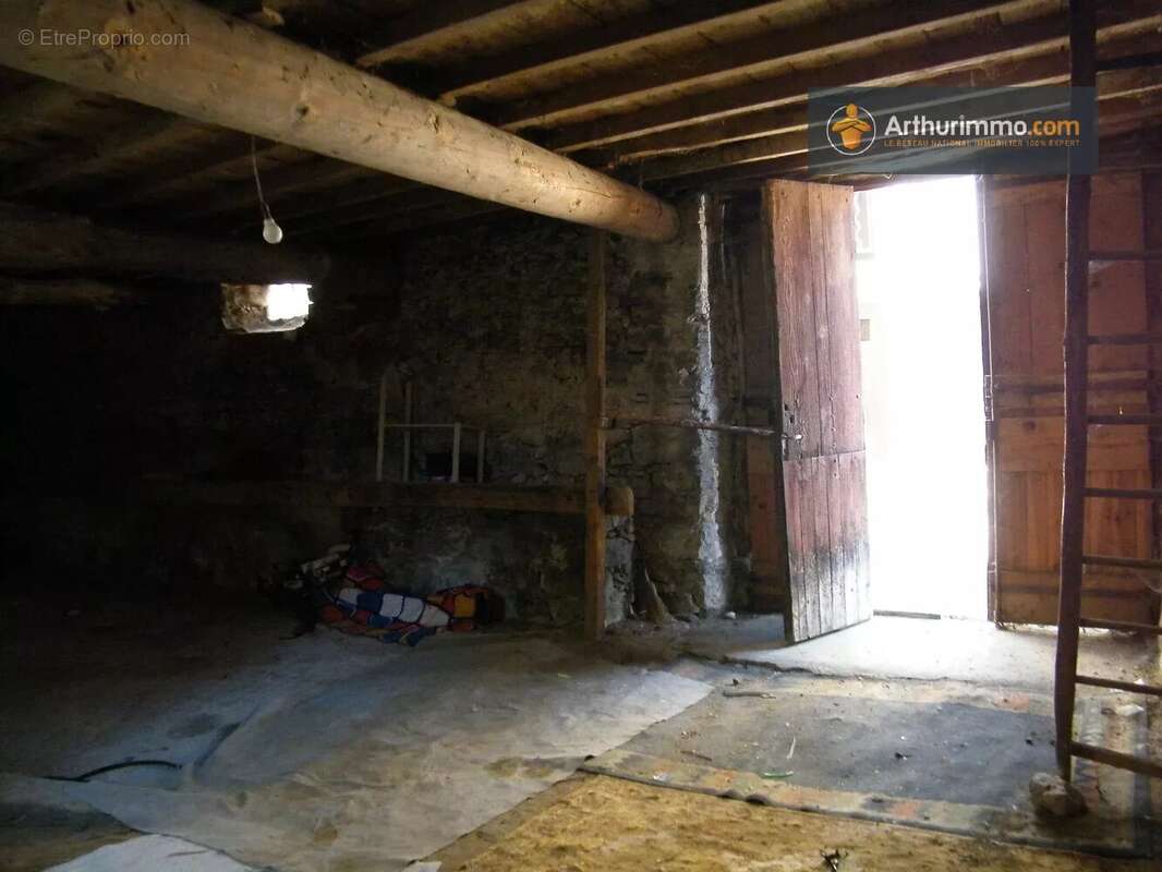 Maison à LA BASTIDE-SUR-L&#039;HERS