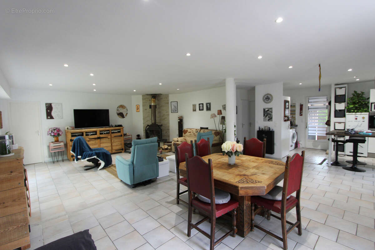 Maison à SAUGNACQ-ET-MURET