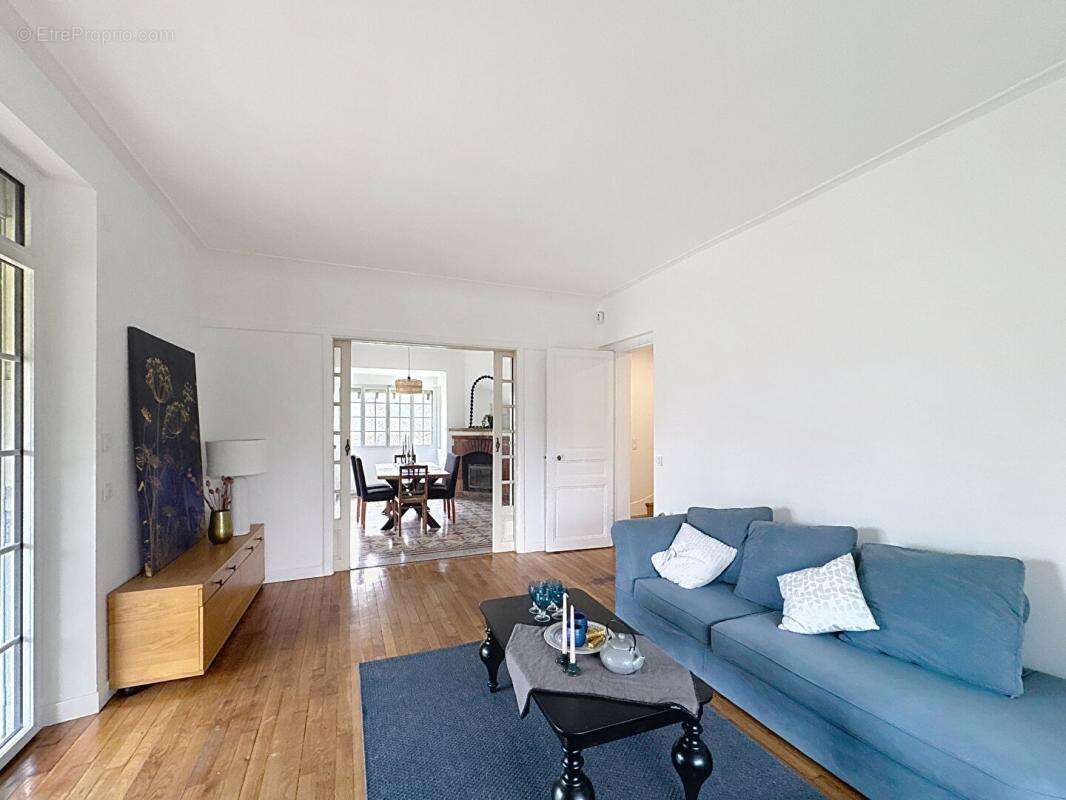 Maison à BOUSSY-SAINT-ANTOINE