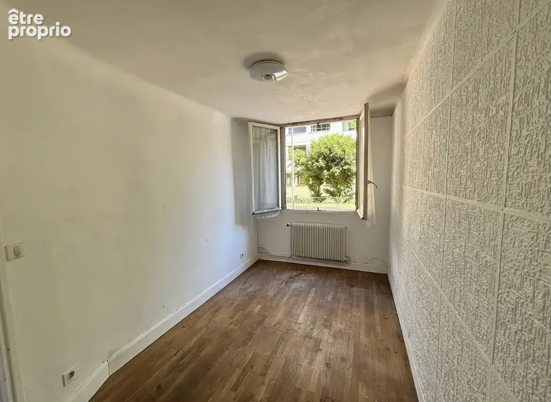 Villeurbanne - Appartement T3 de 53 m2 à rénover - photo 5