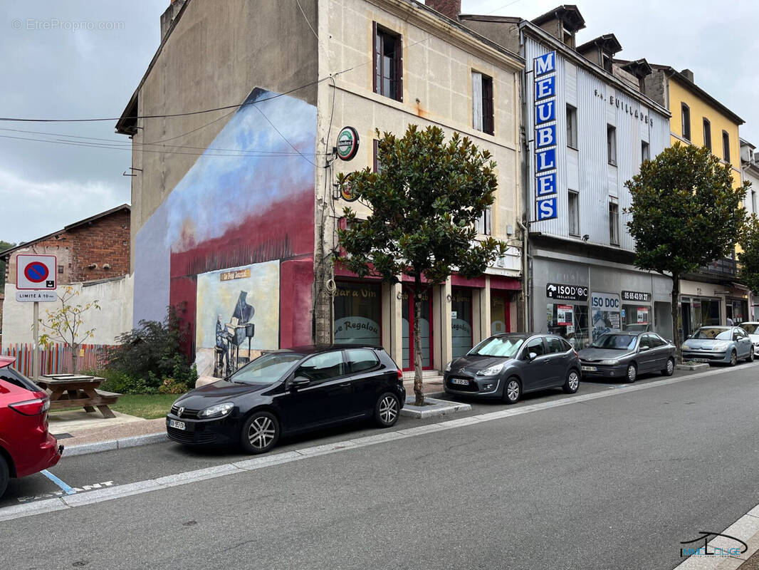 Maison à DECAZEVILLE