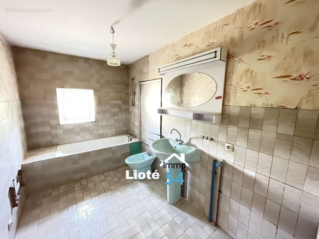 Maison à EINVILLE-AU-JARD