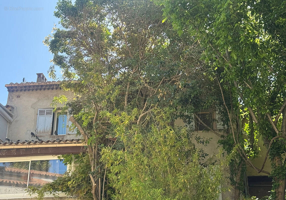 Appartement à SAINT-CYR-SUR-MER