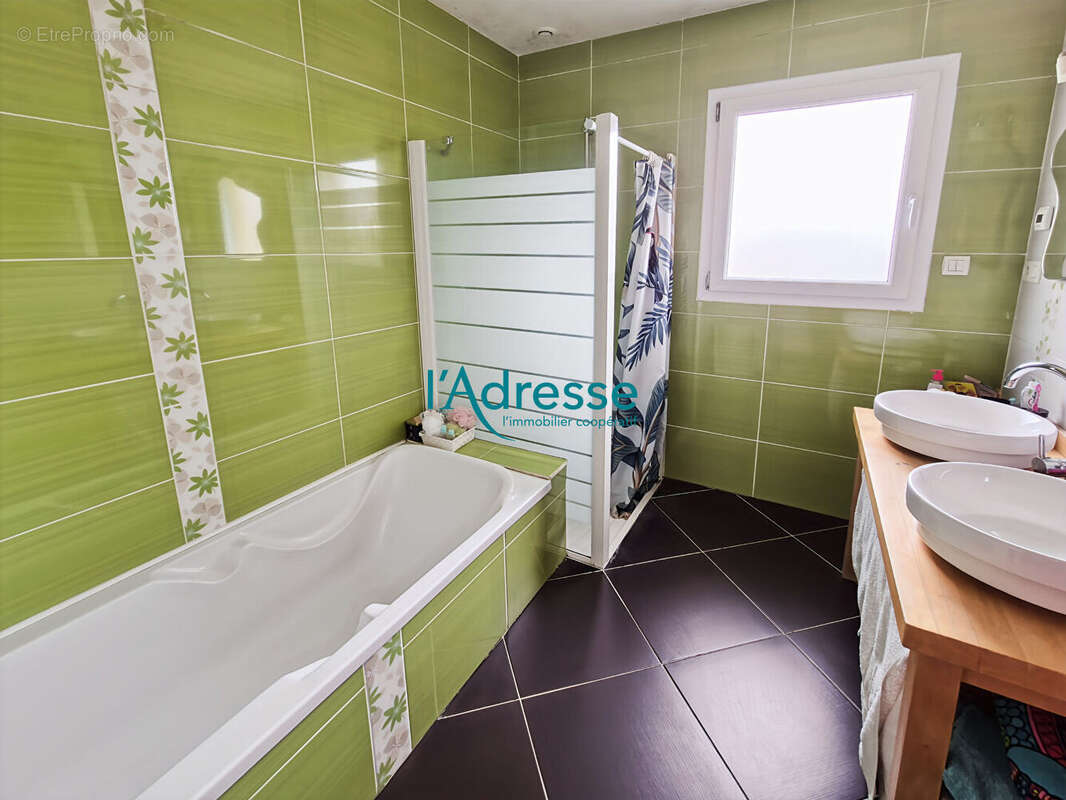 Maison à LA CHAUSSAIRE