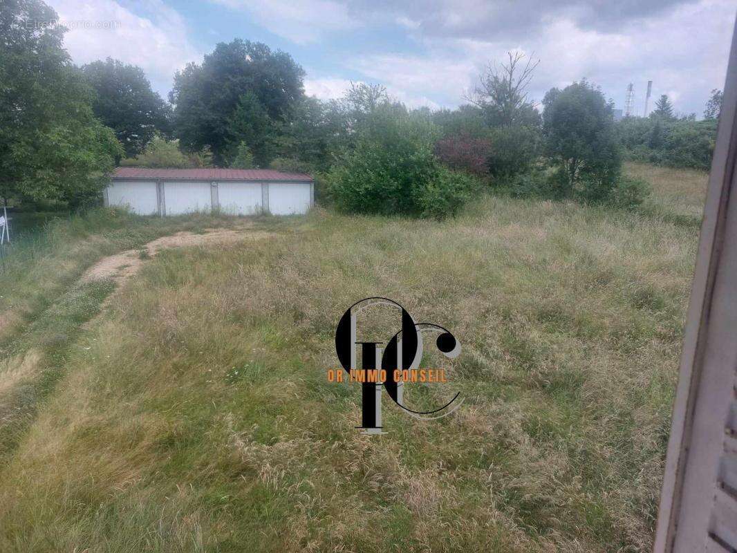 Appartement à COMMENTRY