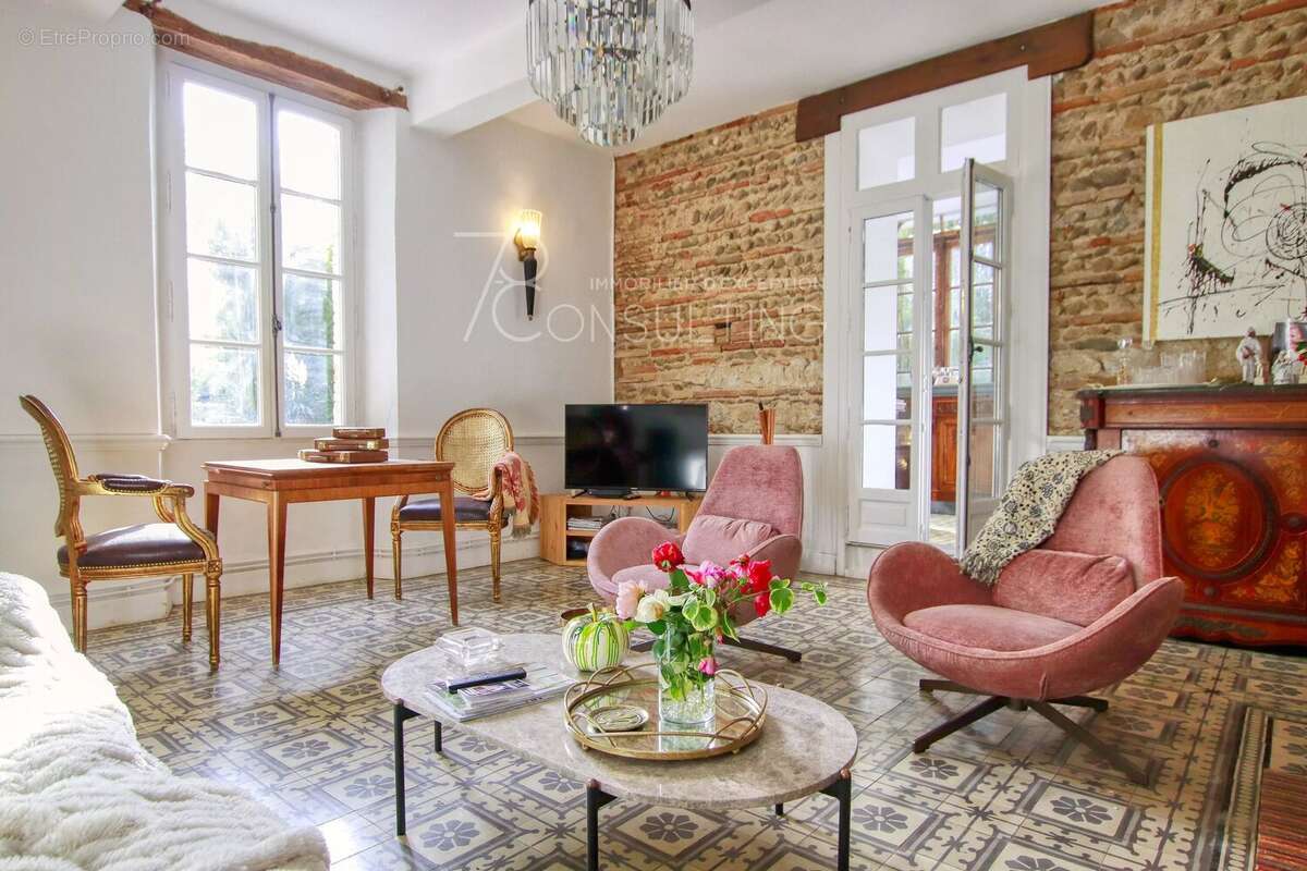 Maison à LISLE-SUR-TARN