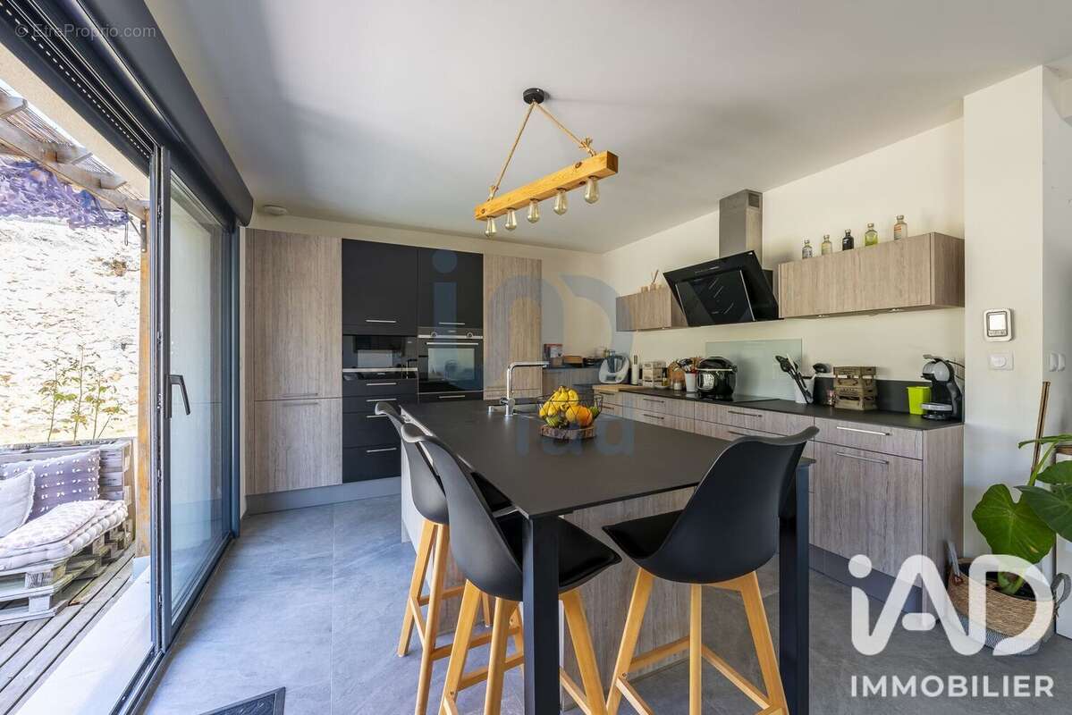 Maison 126 m² à Fleury-En-Biere  - photo 9