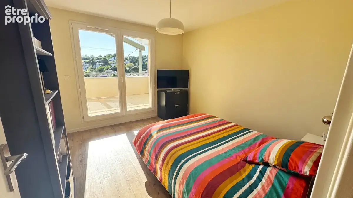 Maison haut de gamme 240m2 Saint-Cyr-sur-le-Rhône - photo 12