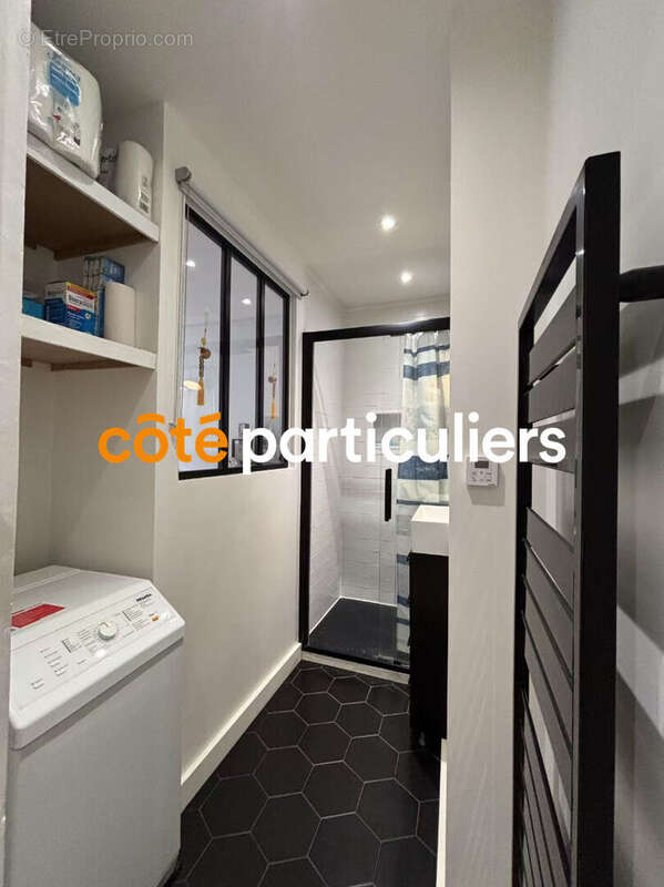 Appartement à PARIS-14E