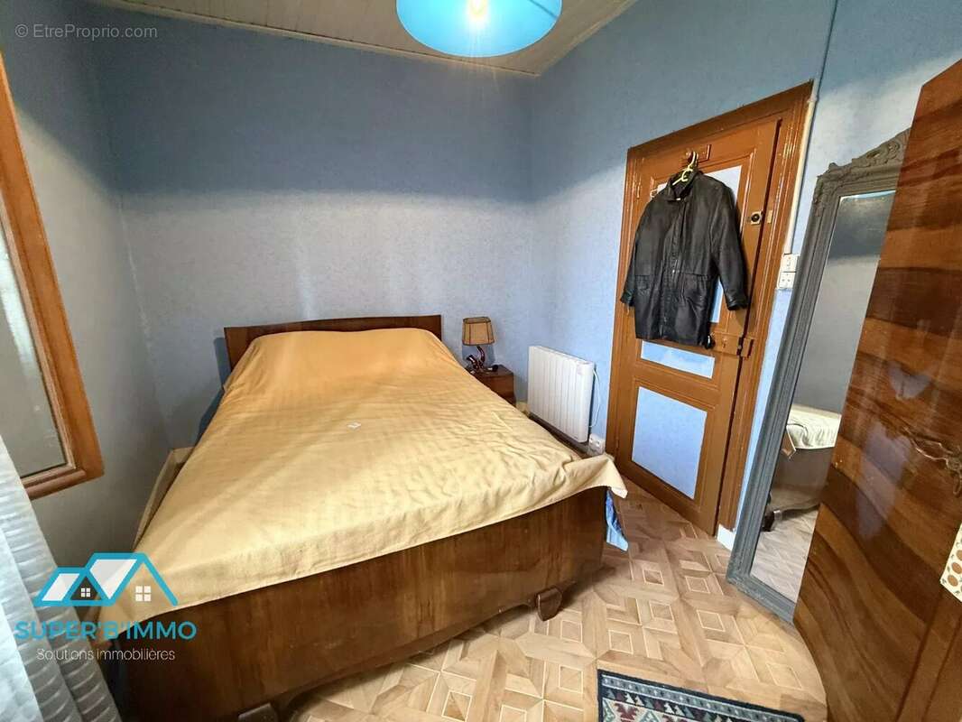 Maison à BOURNONCLE-SAINT-PIERRE