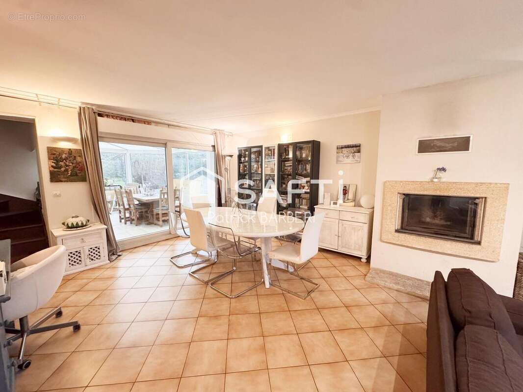 Photo 4 - Maison à MENUCOURT