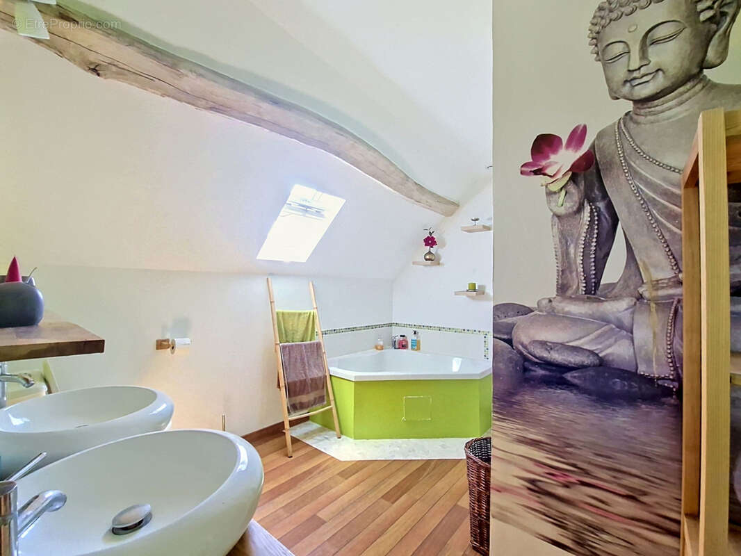 Maison 230 m² à Etrepagny  - photo 7
