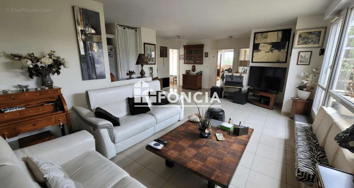 Appartement à CHOISY-LE-ROI
