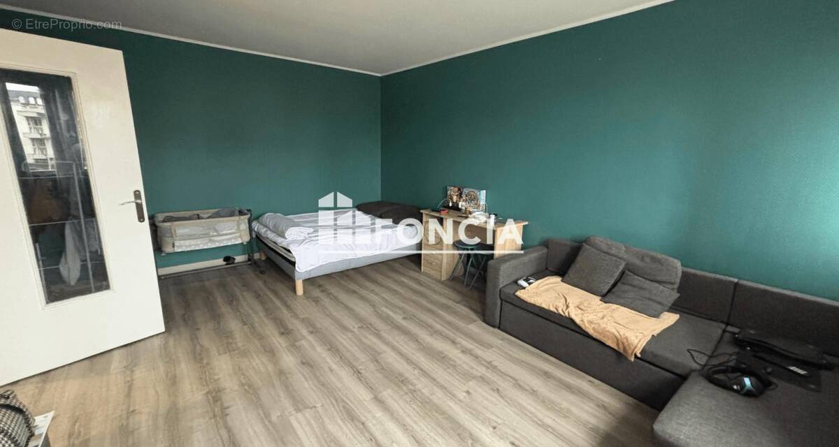 Appartement à HEROUVILLE-SAINT-CLAIR