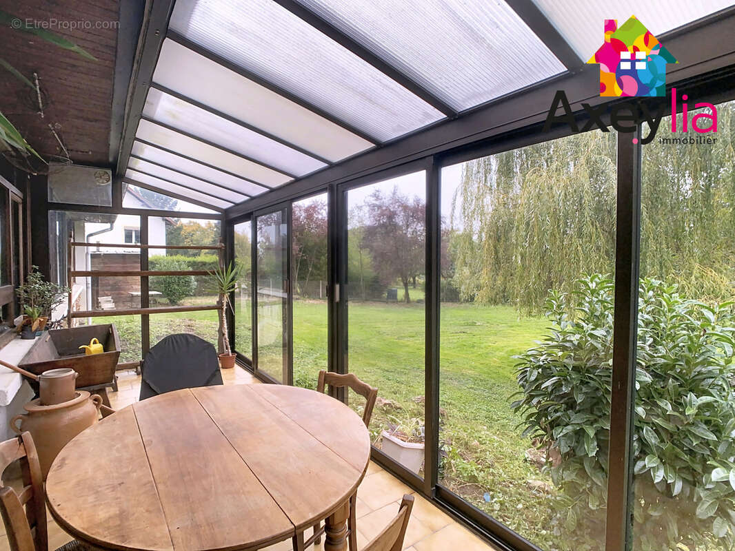 Maison à SAINT-ROMAIN-LA-MOTTE