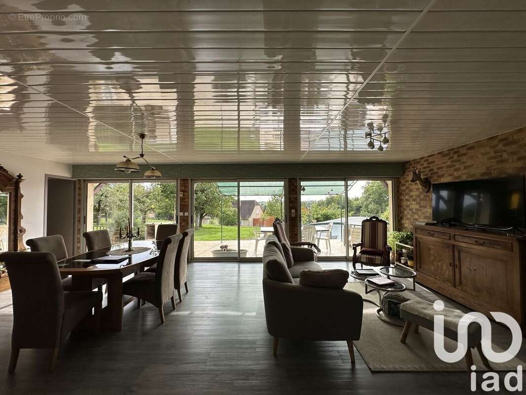 Photo 6 - Maison à LAVERGNE