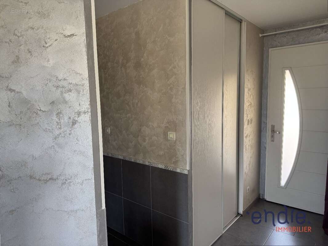 Maison à MORNAY-SUR-ALLIER