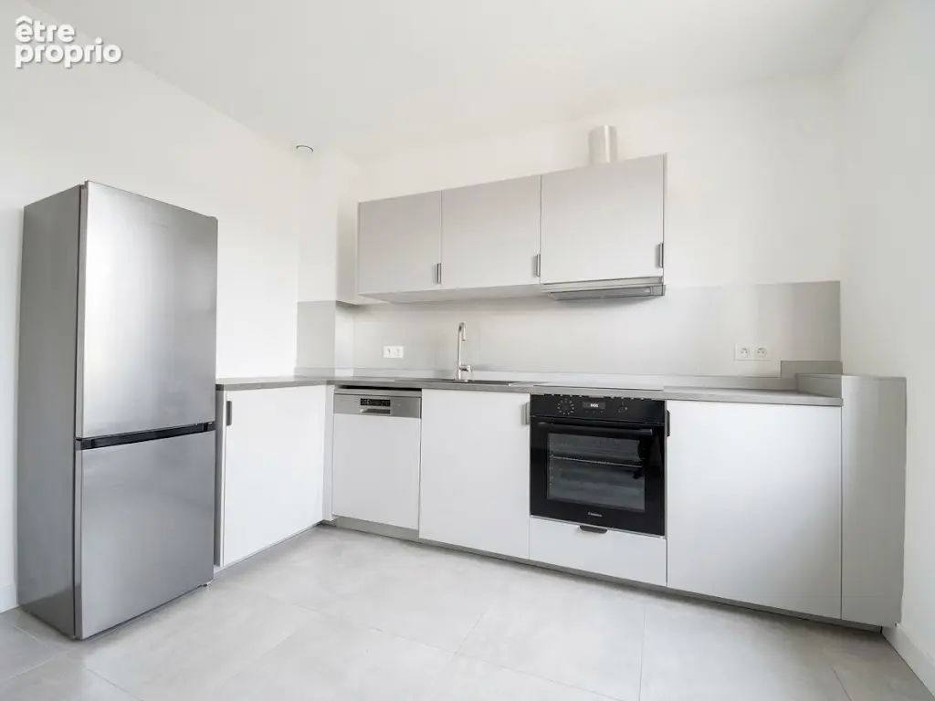 Appartement à BALLAN-MIRE