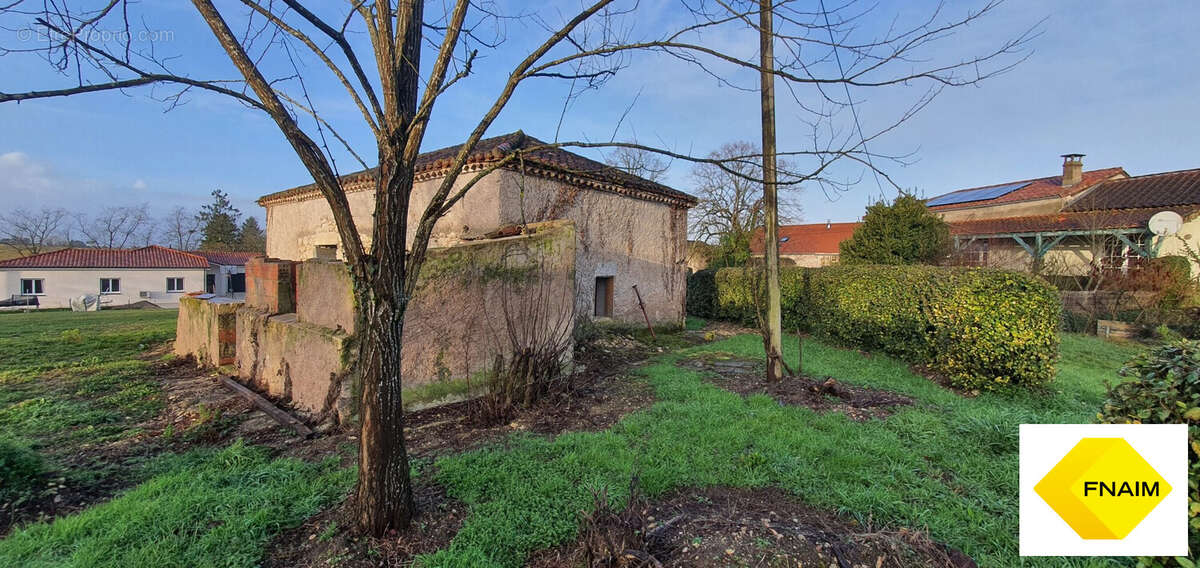Maison à CASTELLA