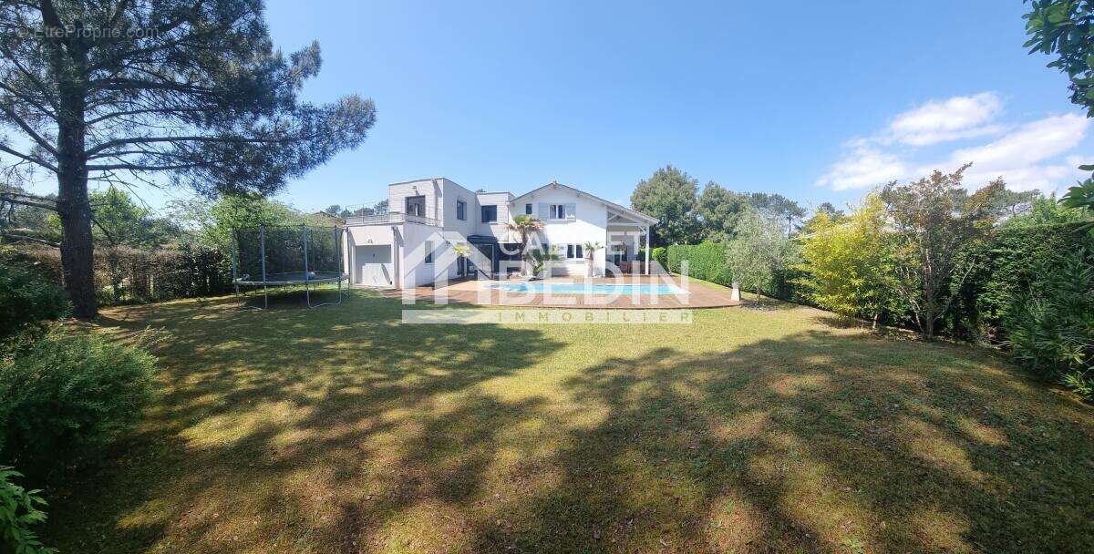 Maison à GUJAN-MESTRAS