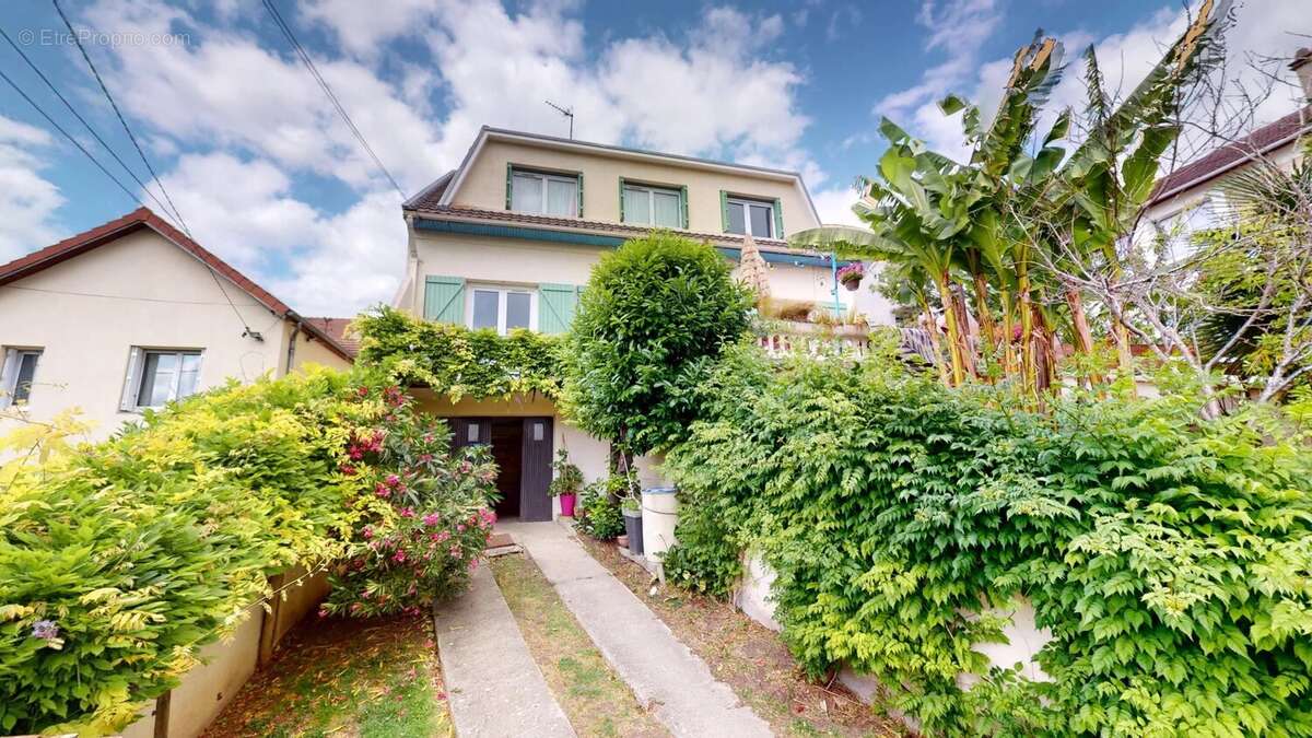 Maison à MONTFERMEIL