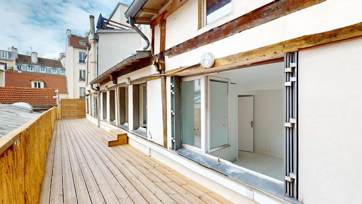 Appartement à PARIS-10E
