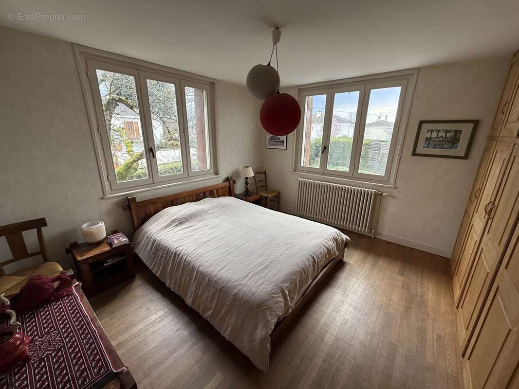 Maison à VILLEFRANCHE-SUR-SAONE